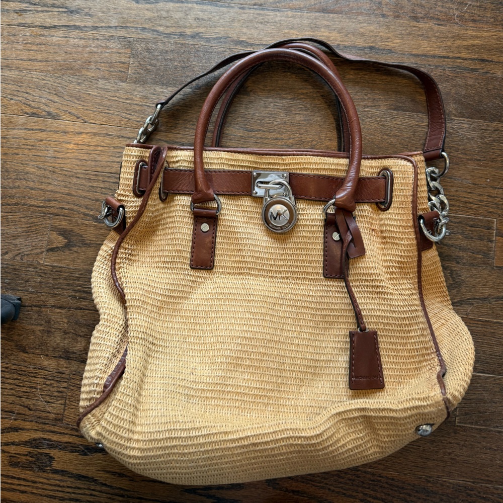 Authentic Michael Kors hamilton tote in raffia/straw and chocolate brown leather